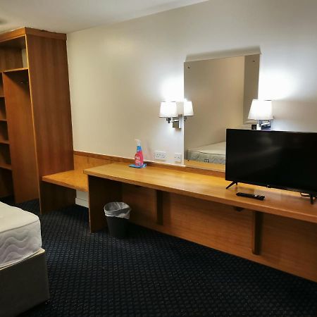 Aveley Thurrock Hotel M25 Services מראה חיצוני תמונה