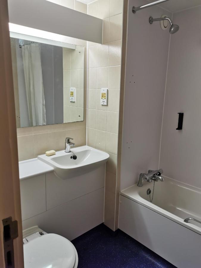 Aveley Thurrock Hotel M25 Services מראה חיצוני תמונה